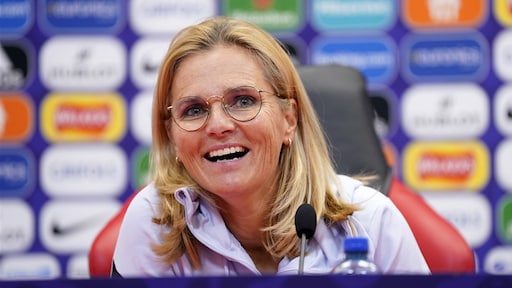 'Vrouwenvoetbal is commercieel volwassen geworden'